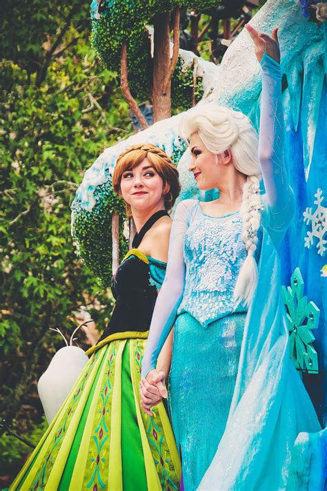 Disney World Pictures Photo Disney Princess Cosplay