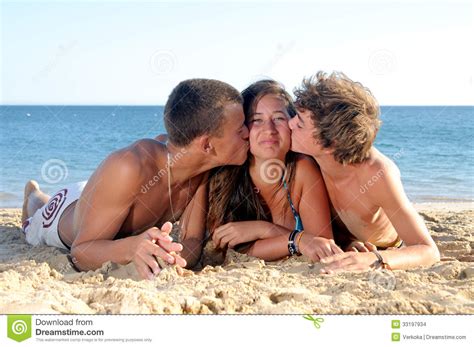 Kiss Stock Images Image 33197934