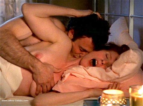cynthia nixon topless and sex action movie scenes