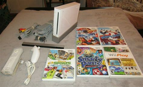 nintendo wii console bundle  wiimote nunchuck  video games gamecube properly matched