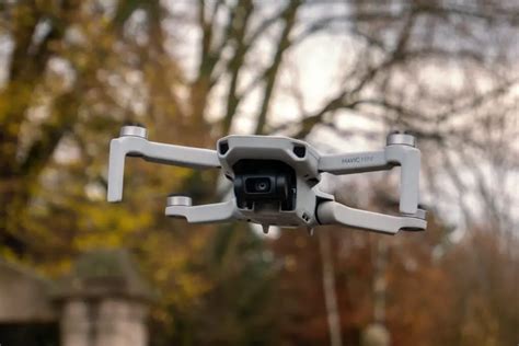 dji mavic mini reviewing  sensational drone drone traveller