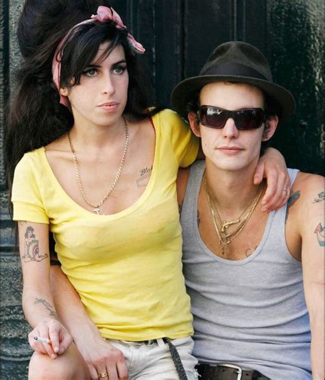 El Ex Marido De Amy Winehouse Lucha Por Su Vida