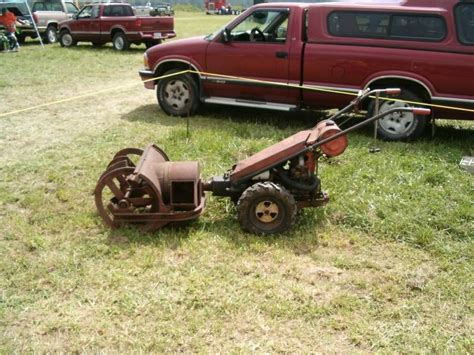 Gravely Model L Tractors – Telegraph