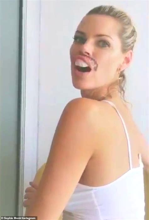 Sophie Monk Does A Freddie Mercury Impersonation For Mardi