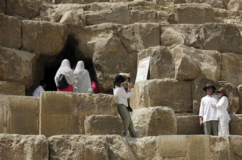 burial chamber dating back 3 700 years found near pyramid in egypt