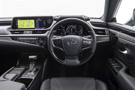 lexus es 300h interior and comfort drivingelectric
