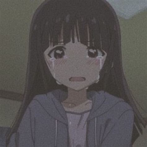 sad anime girl pinterest gambarku