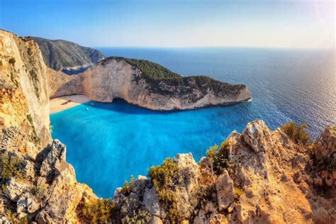 mooie stranden op minder   uur vliegen cheapticketsbe reizen griekenland goedkope