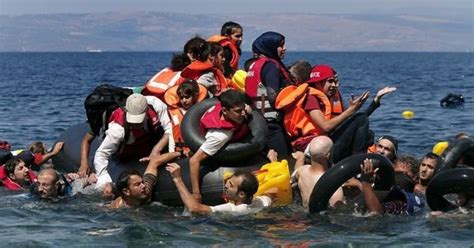 22 migrants die after boat capsizes near aegean islands