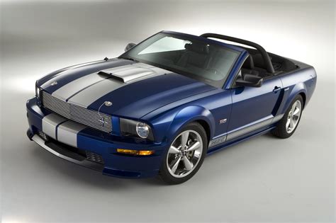 ford shelby gt convertible muscle cars