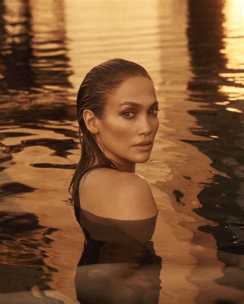 Jennifer Lopez Unleashes Her Wild Side Poses Nude For Next Single In