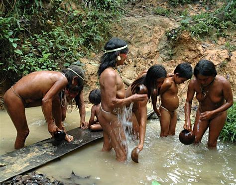 naked african tribal women bathing datawav