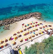 Risultato immagine per Villaggi sulla spiaggia Calabria. Dimensioni: 181 x 185. Fonte: www.roccadivadaro.com