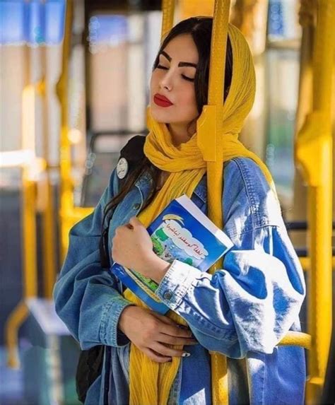 Pin By Courtney On Modest Looks Beautiful Iranian Women Simple Girl