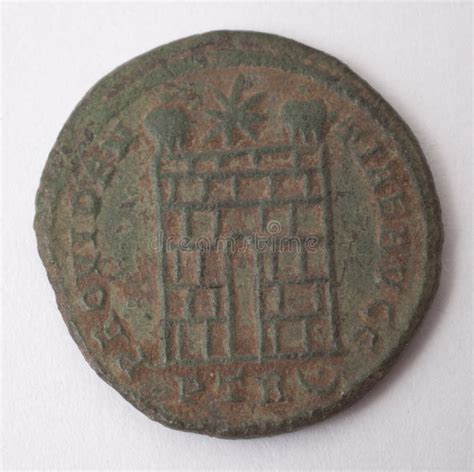 roman coin   england depicting  castle stock photo image