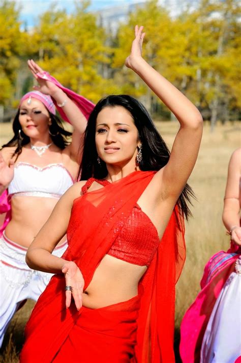 trisha krishnan hot sexy navel show  red saree blouse vantage point