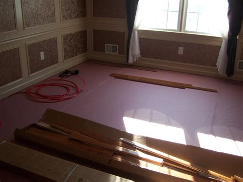 preparing  install hardwood flooring    house