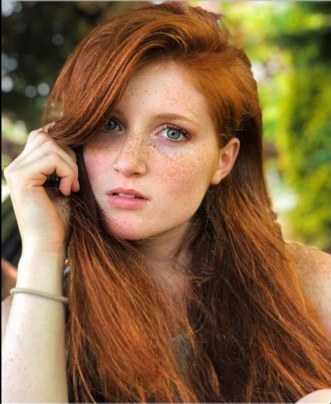 Pin By Island Master On Freckles Gingers Red Beautiful Red Hair