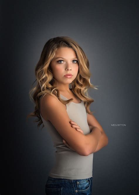 transgender girl s photo shoot becomes powerful protest the daily dot