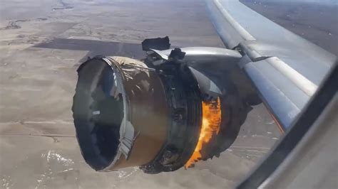 explainer   planes engine exploded  denver ap news