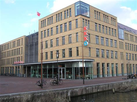 stadsloket oost amsterdam heeft het