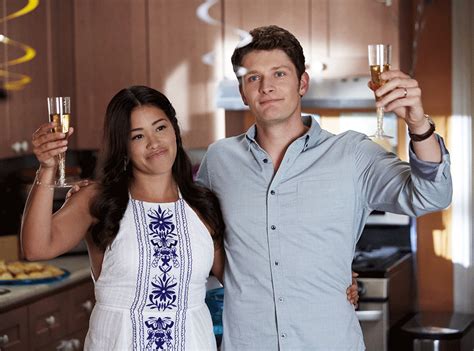 Jane The Virgin No More Jane And Michael Are Finally Having Sex E News