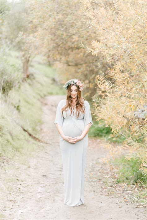 outdoor maternity photography in los angeles newborn