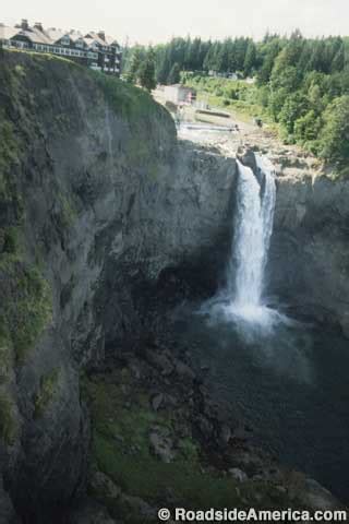 twin peaks tv waterfall snoqualmie washington
