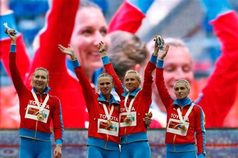russian female runners say their kiss was just a kiss not a protest
