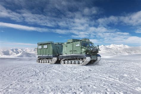 snafu oshkoshst kinetics cold weather  terrain vehicle catv   armys newly built