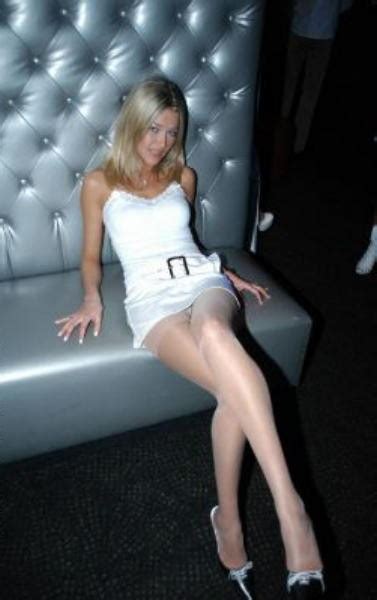 hot candid girls in parties sitting in mini skirt pantyhose fetish porn pic