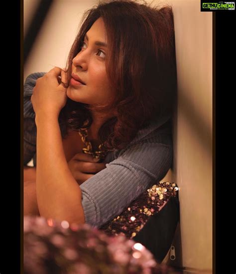 Actress Jennifer Winget Instagram Photos And Posts March 2021 Gethu