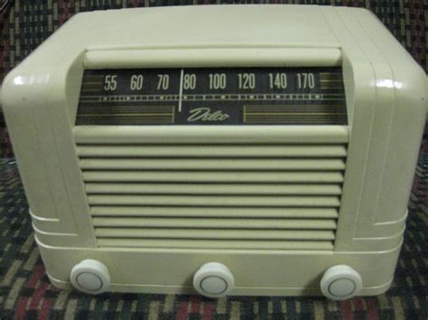 delco model   poppys vintage radios