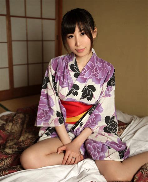 emi akizawa 秋沢絵美 beautiful g cup japanese girl nude gravuregirlz