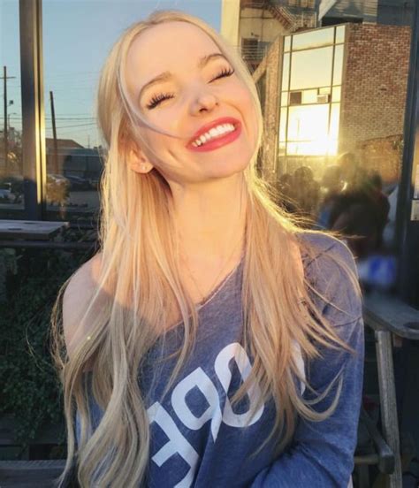 Pin By Alexis On Hair And Makeup Dove Cameron Style