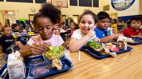 children eat healthier school meals  healthy hunger  kids