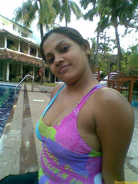 having fun at swimming pool sri lankan club girls ~ the