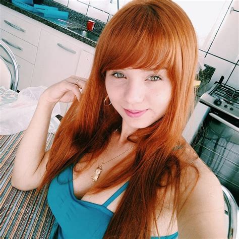 selfie time redhead girl pretty beauty red hair