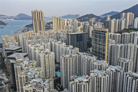 hong kongs home prices gather speed  april rising   fastest pace     years