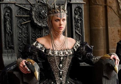 Snow White And The Huntsman Evil Queen Charlize Theron