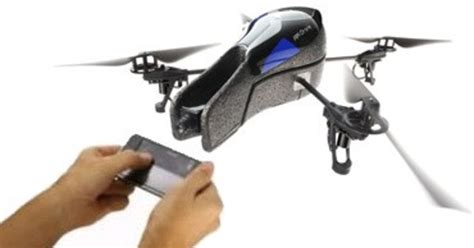 lardrone parrot se pilote depuis liphone les numeriques