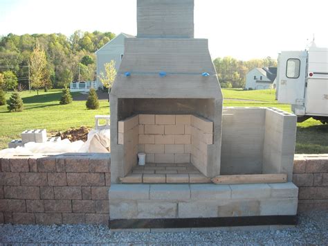 concrete block outdoor fireplace plans bing images diy outdoor fireplace outdoor fireplace