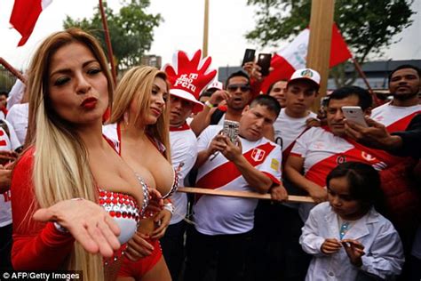 Hundreds Of Peru Fans Descend On Buenos Aires Daily Mail