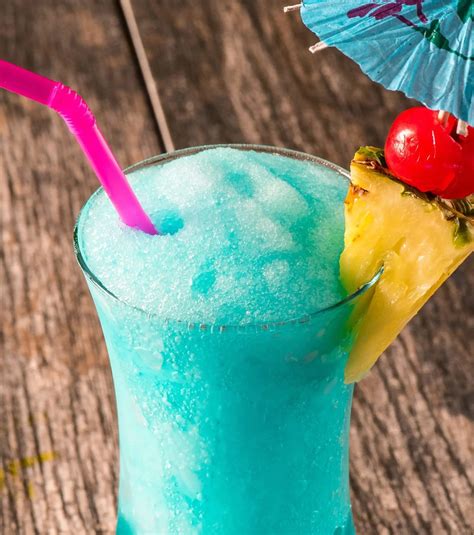 Blue Hawaiian Cocktail Tasty Low Carb