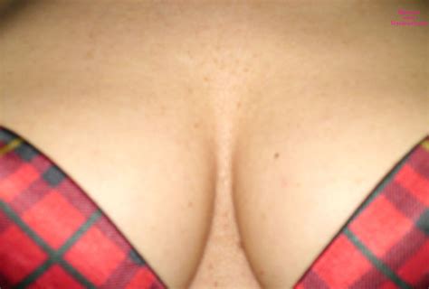 Topless Amateur Amica In Topless 1 May 2012 Voyeur Web