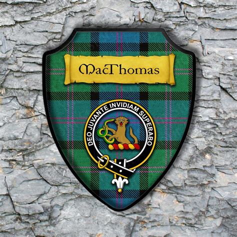 macthomas shield plaque  scottish clan coat  arms badge  clan