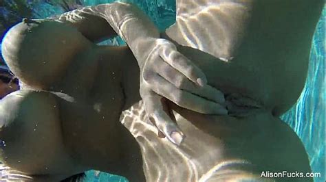 alison tyler swims and masturbates in the pool xvideos