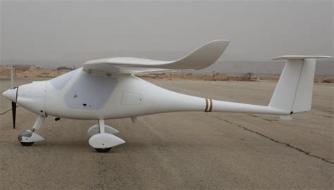 albatross fixed wing uav long endurance fixed wing drone