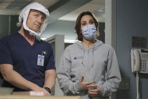Grey’s Anatomy Review Helplessly Hoping Season 17 Episode 7