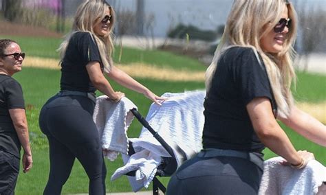 Khloe Kardashian Says I Can T Believe How Big My Booty Looked As She